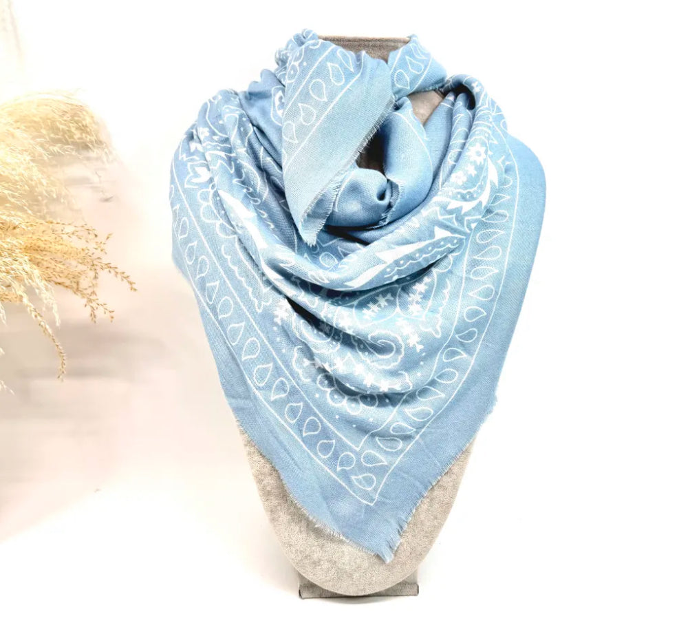 Écharpe carré imprimé BANDANA