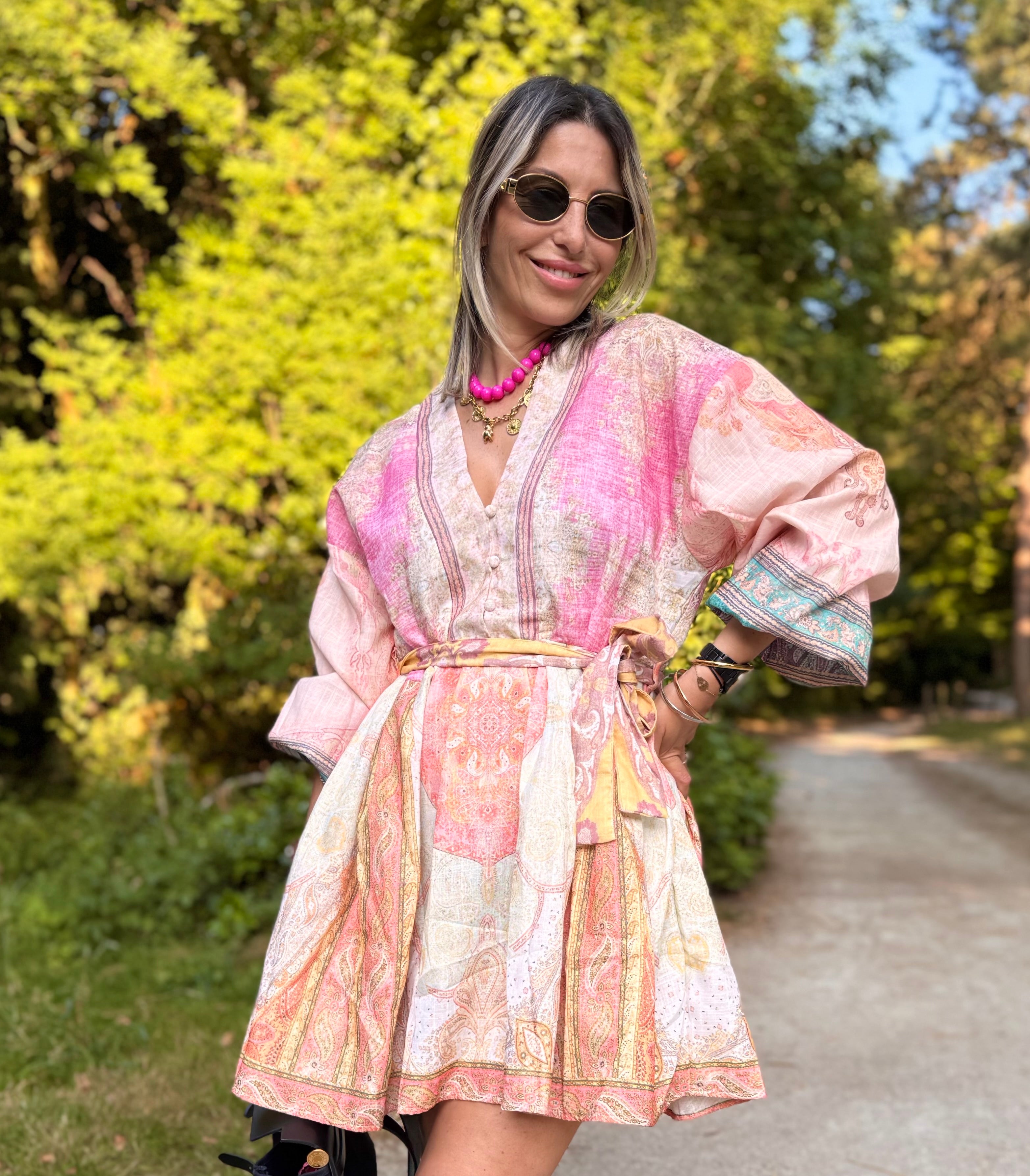 Robe MIRA
