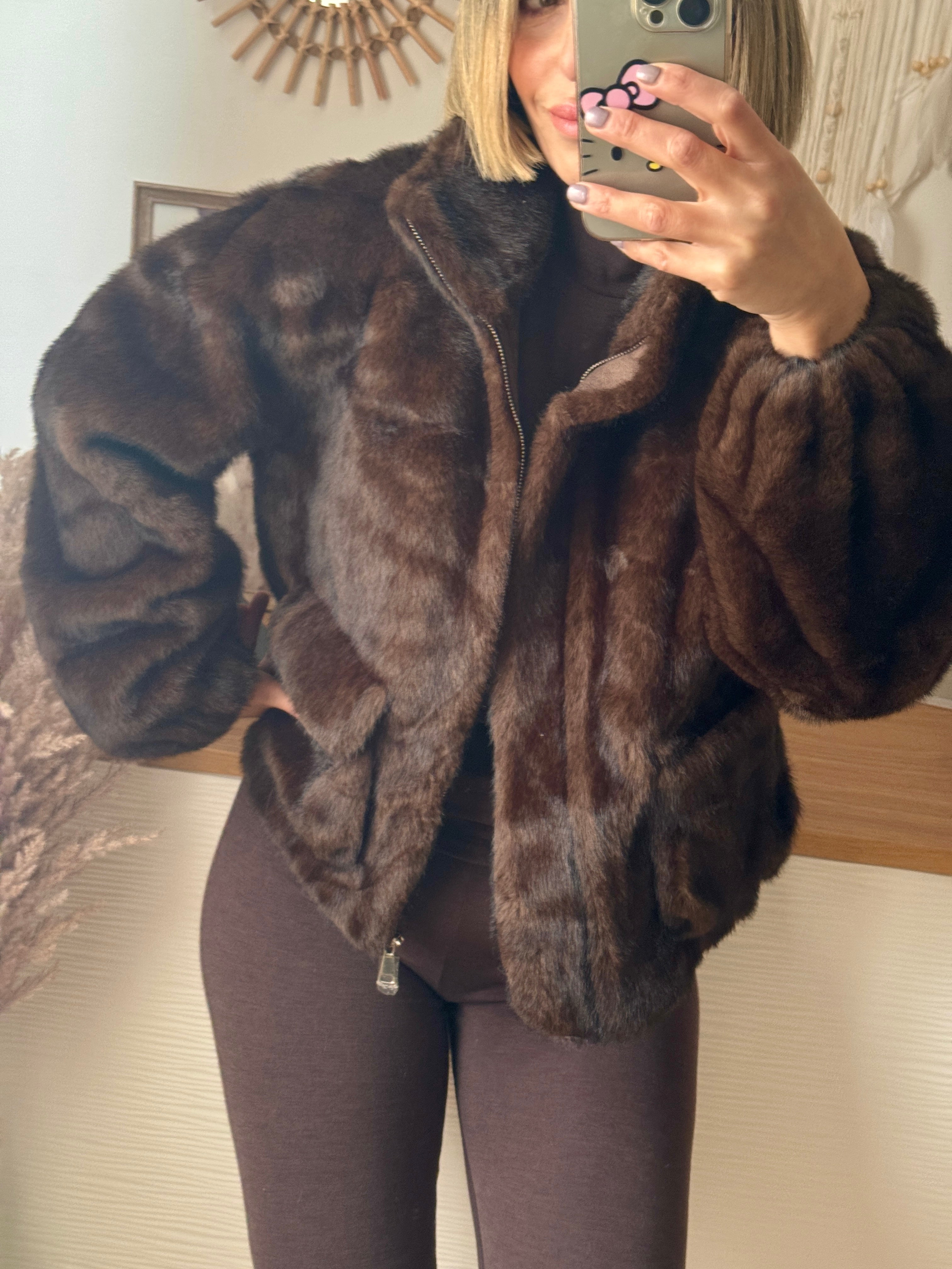 Veste en fourrure végane courte AMÉLIA