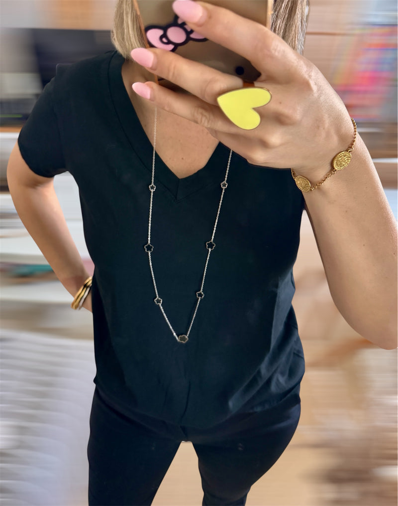 T-shirt col V