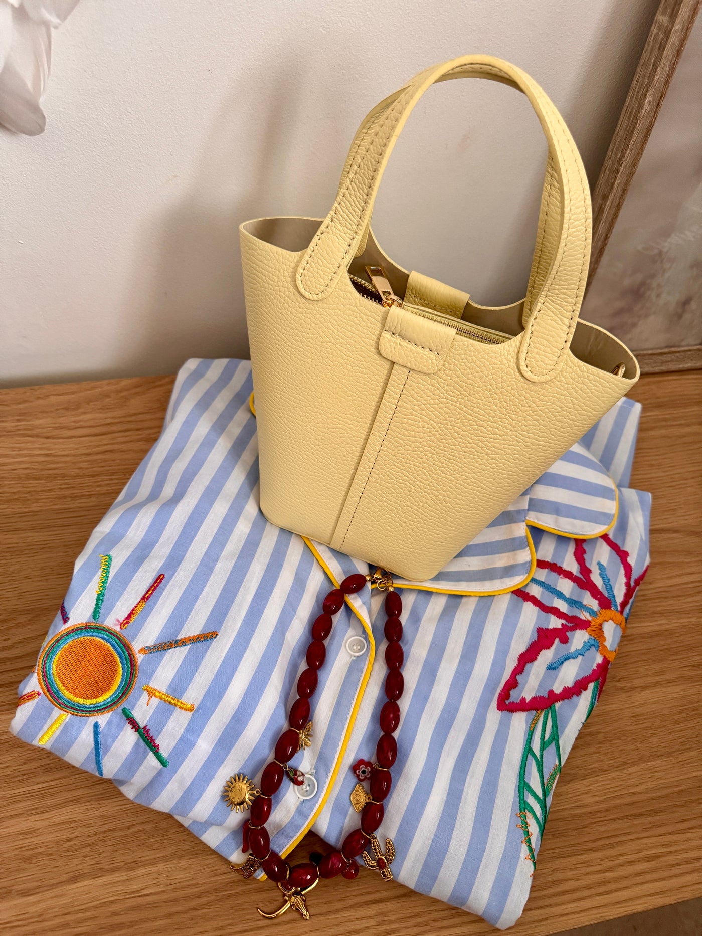 Petit sac seau en cuir PICO