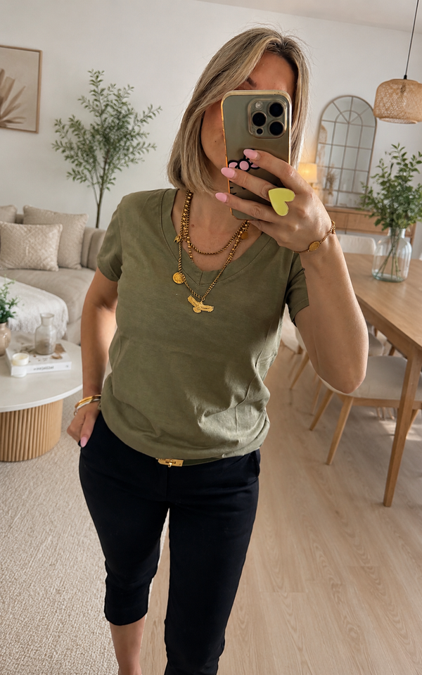 T-shirt col V